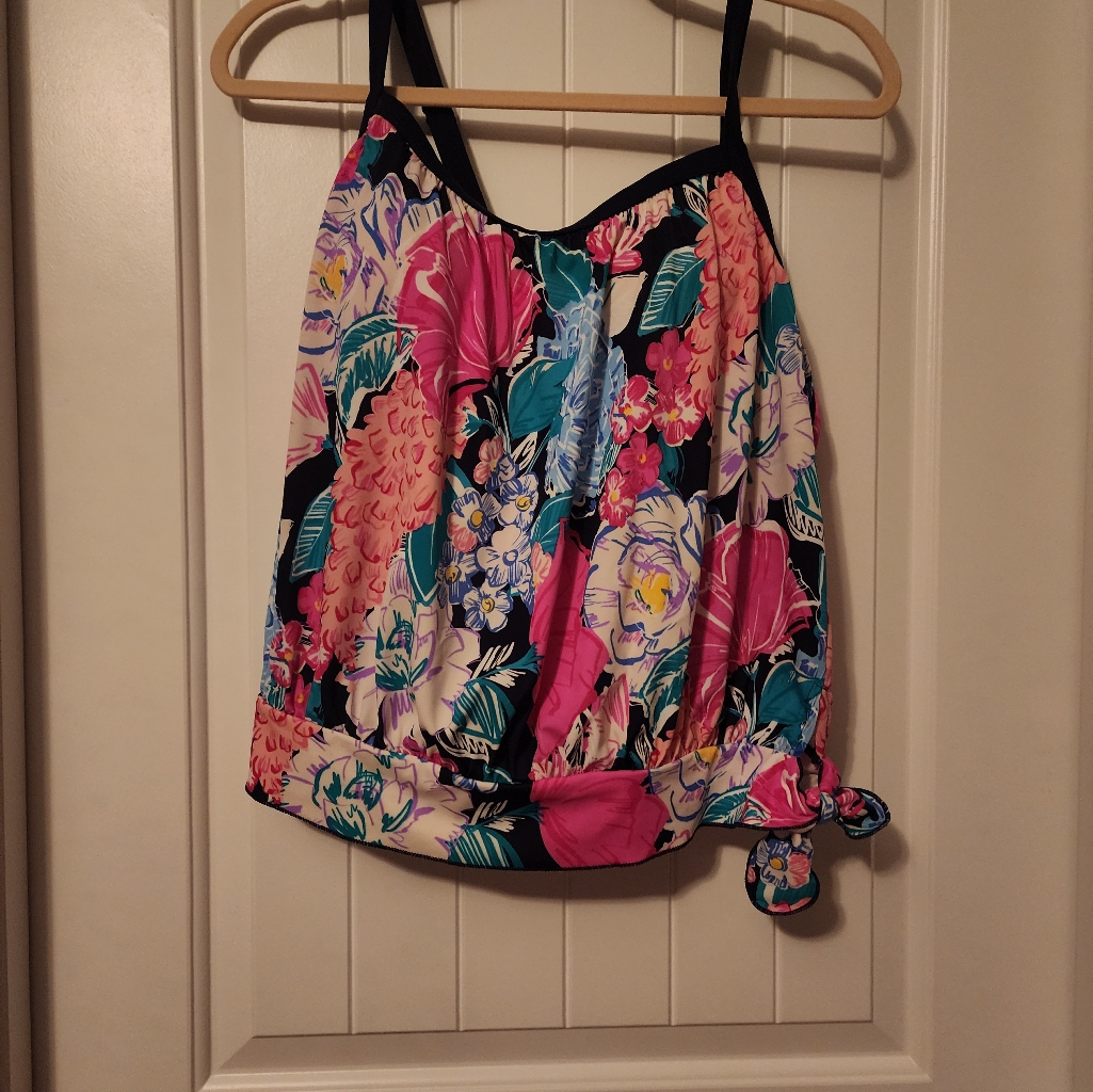 82 Large Ladies Swim Tankini Top 82